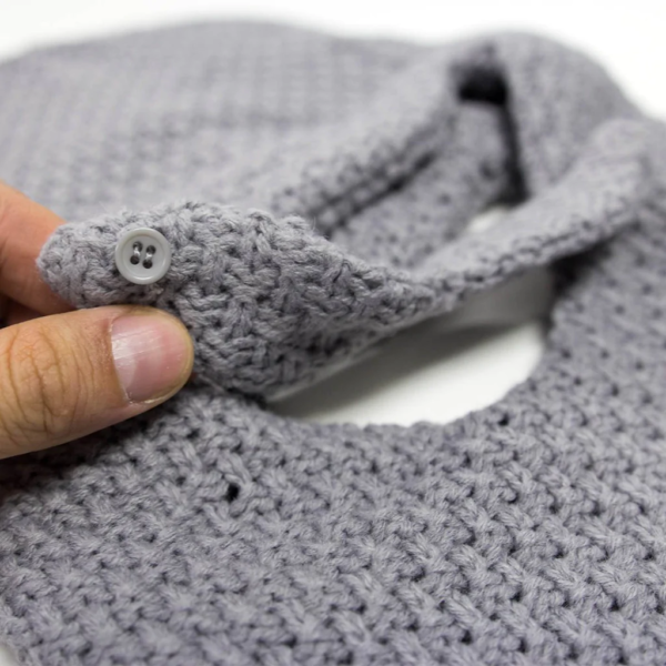 Linksma kepurė su barzda